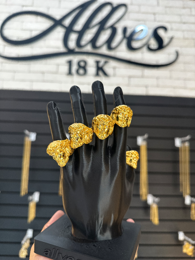 Dedeira Jesus Cristo Banhada a Ouro 18k