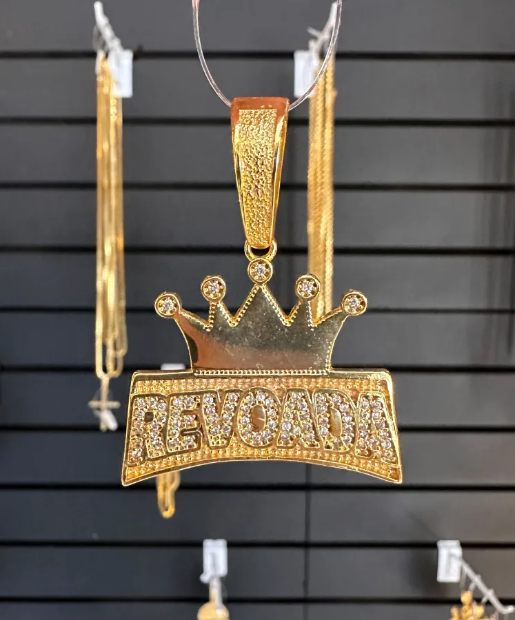 Pingente Revoada Banhado a Ouro 18k